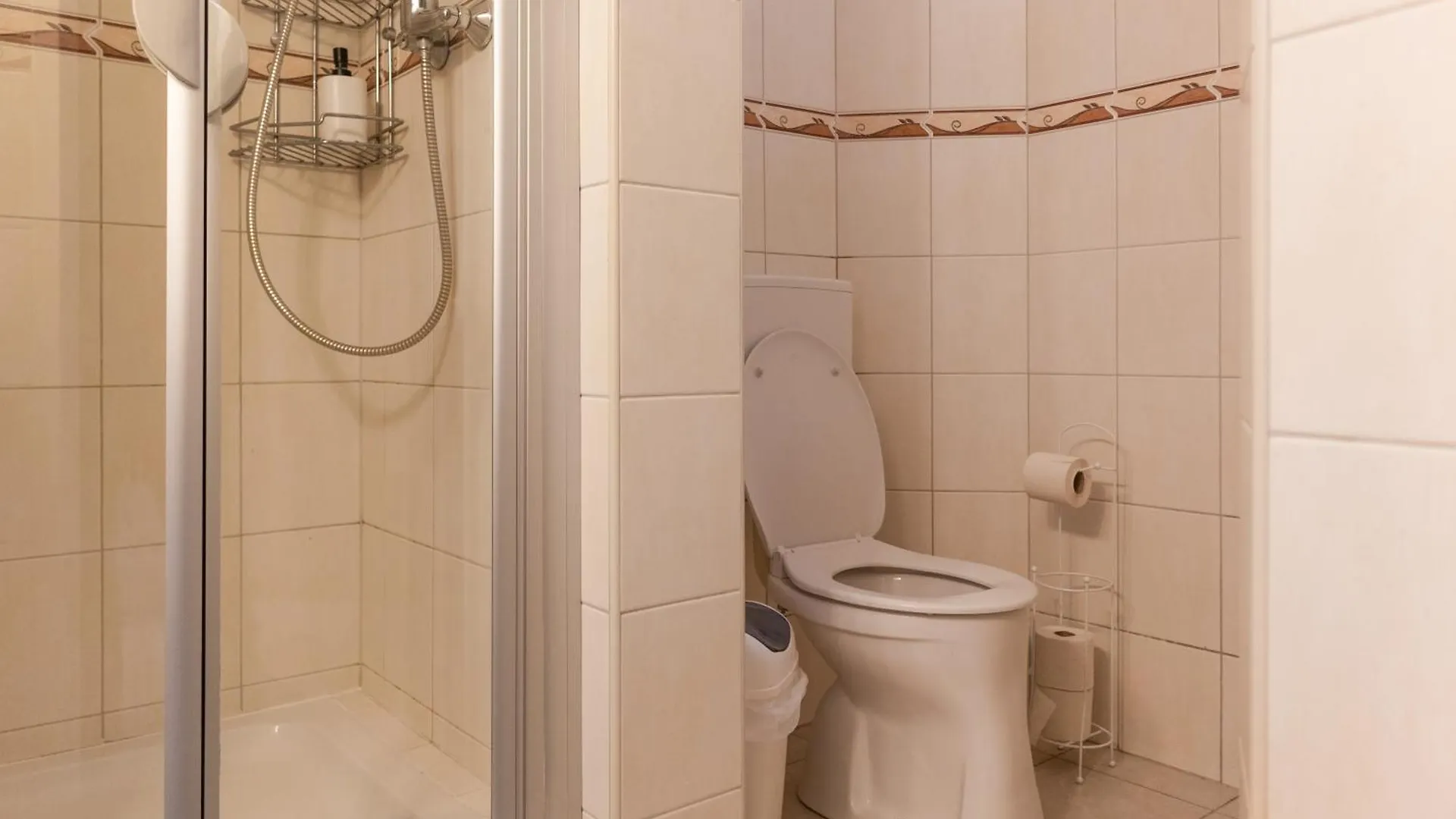 Simple Rooms In Shared Apartment For Longstays, Very Central Location Wiedeń 0*,
